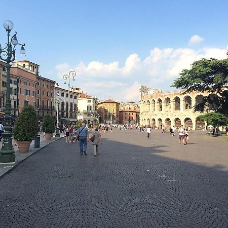 Luxury Verona Apartment City Centre エクステリア 写真
