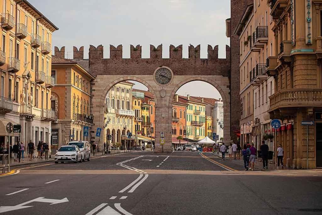Luxury Verona Apartment City Centre エクステリア 写真