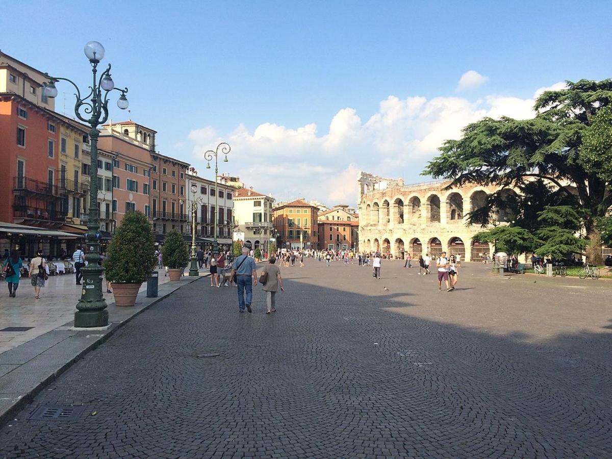 Luxury Verona Apartment City Centre エクステリア 写真
